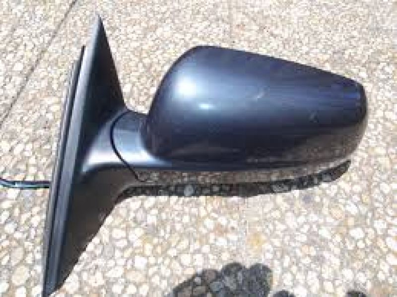 Adana SEAT ARONA çıkma yedek parça_1997-2000 PASSAT ÇIKMA AYNA